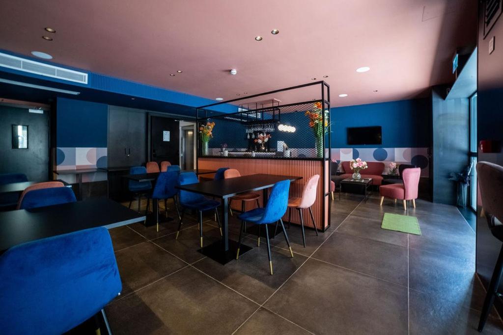 Eleven By Warren Collection Apartment Sliema Ngoại thất bức ảnh